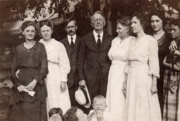 JFJones Family Ruth Huie Annis and others